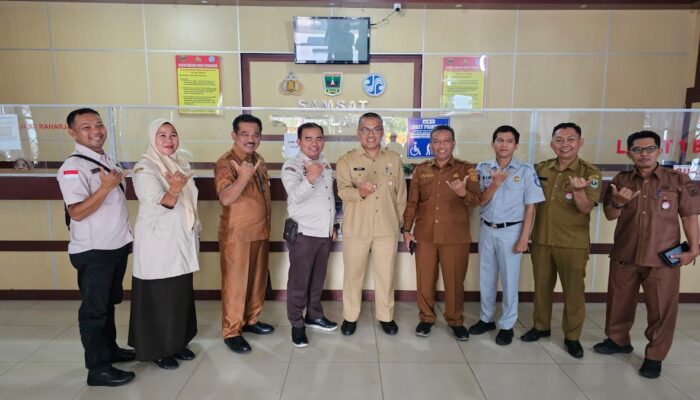 Sekdaprov Sumbar Tinjau Pelayanan Samsat Payakumbuh