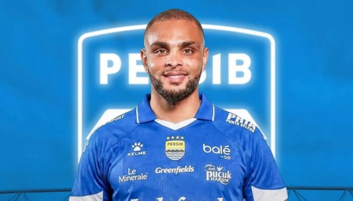 Persib Bandung Datangkan Mantan Bek PSG Layvin Kurzawa