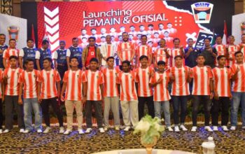 Wako Fadly Amran launching tim PSP Padang. (dok. istimewa)