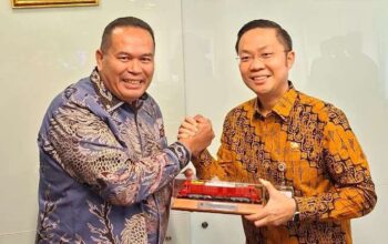 Wako Pariaman Yota Balad bertemu dengan Dirjen Perkeretaapian di Jakarta. (dok. istimewa)