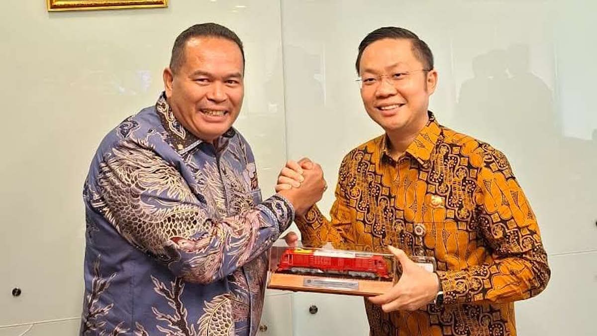 Wako Pariaman Yota Balad bertemu dengan Dirjen Perkeretaapian di Jakarta. (dok. istimewa)