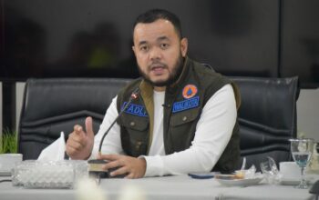 Wali Kota Padang Fadly Amran imbau masyarakat siaga. (dok. Prokopim)