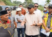 Andre Rosiade Tinjau Pembangunan Jalan Payakumbuh–Sitangkai, Proyek Rp75 M Rampung Juli 2026