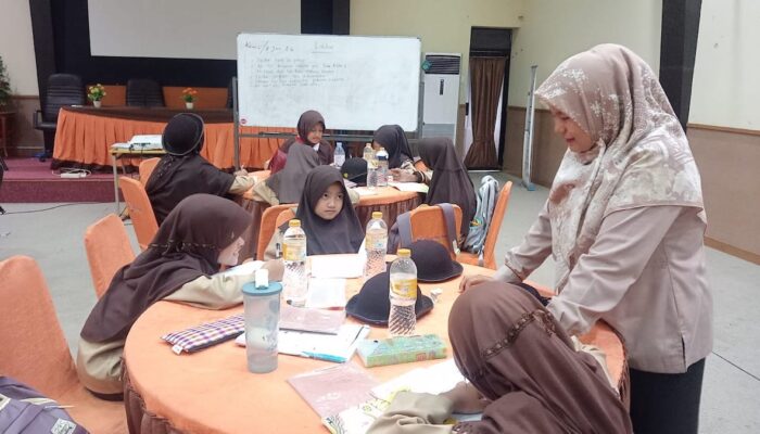 Membangun Harapan Pascabanjir; Keceriaan Anak-Anak Batu Busuk Setelah Kembali Belajar Tatap Muka