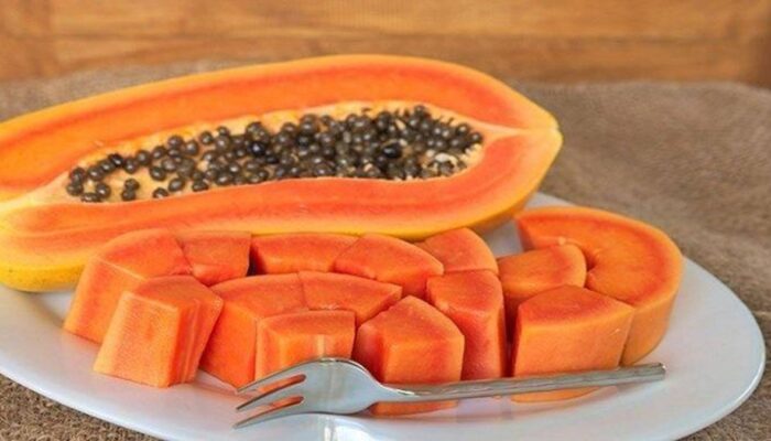 Ahli Gizi: Pepaya dan Buah Naga Bantu Pencernaan Lancar saat Puasa