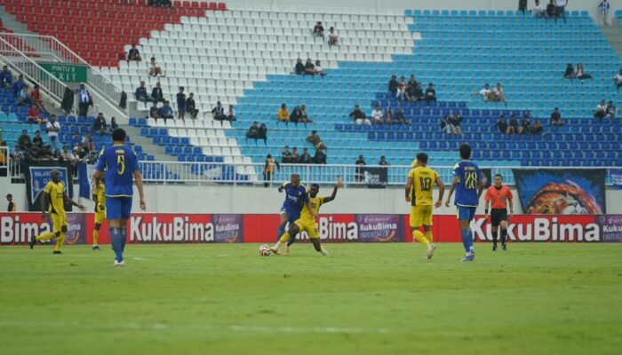 Dejan Antonic Akui Semen Padang FC Punya Banyak Celah Saat Dibungkam Arema FC