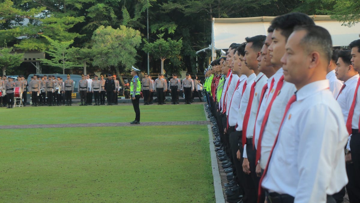 Apel Operasi Keselamatan Singgalang 2026 di halaman Mapolda Sumbar. (dok. istimewa)
