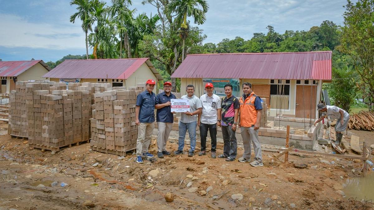 Bantuan SEPABLOCK dari Semen Padang untuk percepatan huntap. (dok. istimewa)