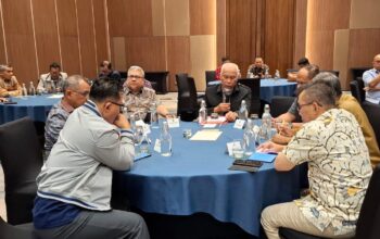 Diskusi bahan pangan dan pengendalian inflasi di Sumbar. (dok. adpsb)