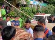 Mobil Box Hilang Kendali di Bungus, Pria 64 Tahun Terjepit Kendaraan