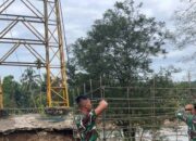 TNI AD Bangun Jembatan Gantung di Pasaman, Progres Sudah 50 Persen