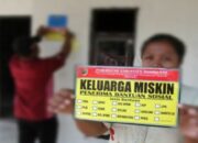 Pemko Padang Panjang Tempelkan Stiker Keluarga Miskin, Pastikan Bantuan Tepat Sasaran