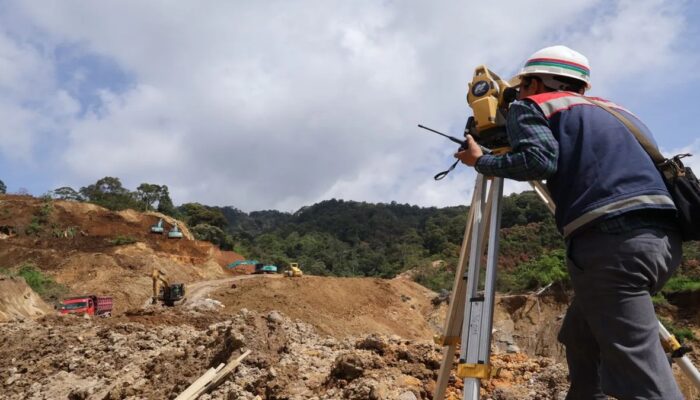 Jalan Malalak di Agam Kembali Terhubung, Akses masih Terbatas untuk Warga Lokal