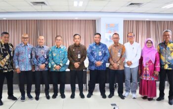 Jajaran Komisaris dan Direksi Bank Nagari. (dok. istimewa)