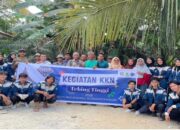 Mahasiswa KKN Unand Sulap Sampah Organik Jadi Pupuk Cair dan Padat di Dharmasraya