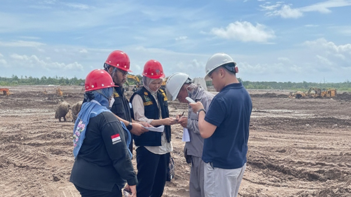 Kementerian Ketenagakerjaan (Kemnaker) mempertegas komitmen penegakan hukum di sektor ketenagakerjaan dengan menjatuhkan sanksi administratif denda sebesar Rp2,17 miliar kepada PT BAP di Kalimatan Barat. (Foto: Dok Kemnaker)