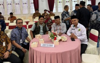 Ketua KONI Sumbar hadir di pelantikan pengurus PWI Sumbar. (dok. Humas KONI)