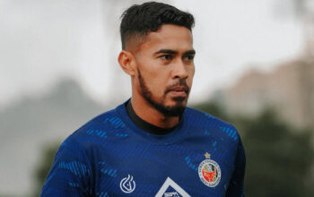 Kiper Semen Padang FC, Rendy Oscario. (dok. I League)