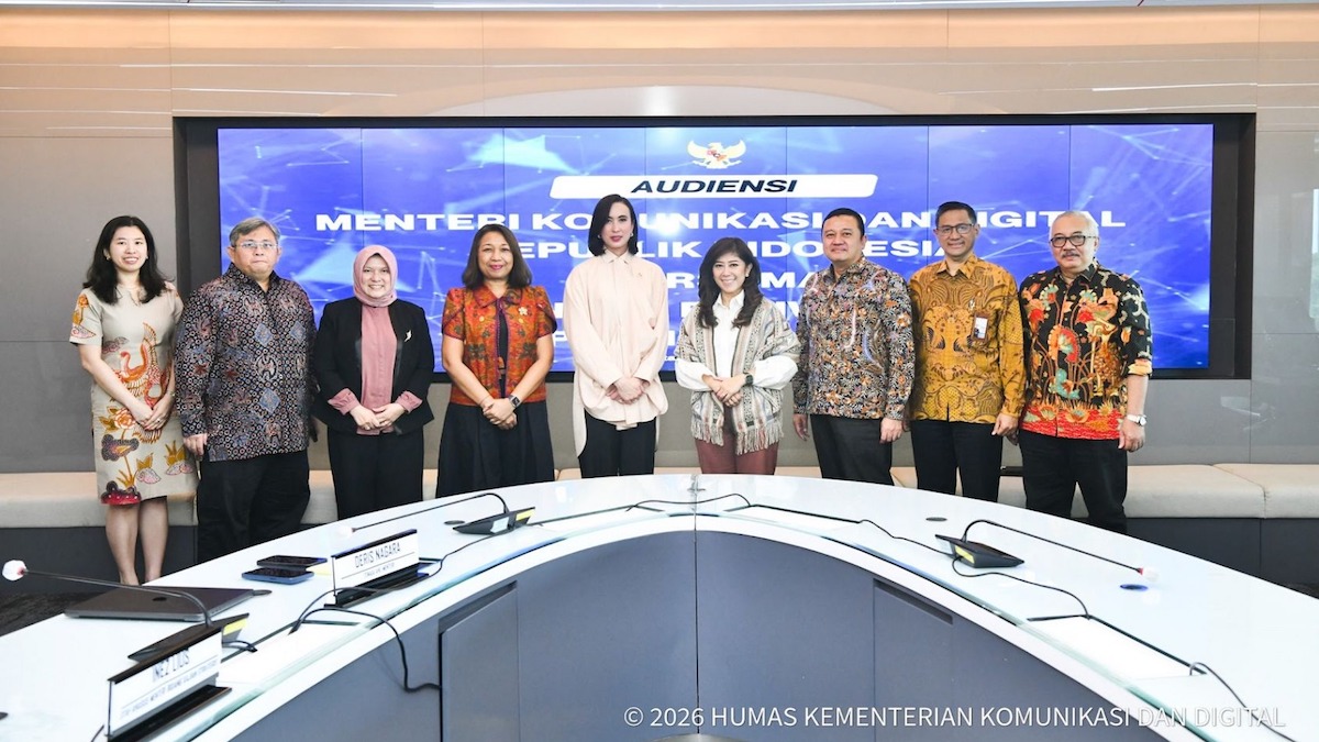 Menteri Komunikasi dan Digital Meutya Hafid saat menerima kunjungan Menteri Pariwisata Widiyanti Putri Wardhana, Selasa (24/2/2026) mengatakan Kemkomdigi siap melakukan tindakan tegas terhadap platform digital yang memfasilitasi praktik ilegal tersebut, mulai dari sanksi teguran hingga pemutusan akses. (Foto: Humas Kemkomdigi)