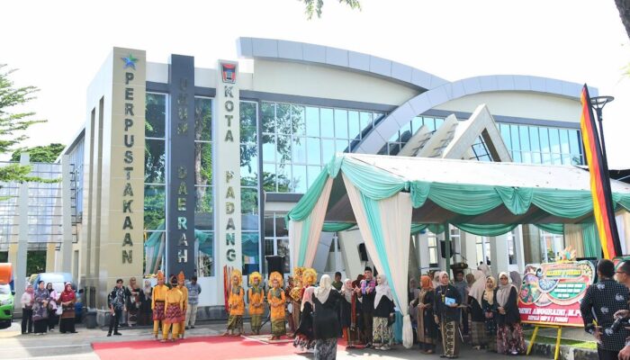 Diresmikan Wako Fadly Amran, Gedung Perpusda Kota Padang Resmi Beroperasi