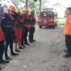 Persiapan tim Basarnas Padang ke lokasi warga terjebak arus sungai. (dok. istimewa)
