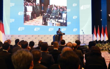 Presiden Prabowo berbicara di Indonesia Economic Outlook 2026. (dok. Bakom RI)