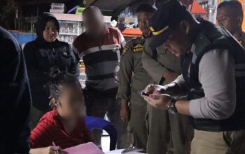 Razia Satpol PP Padang jelang Ramadhan. (dok. istimewa)