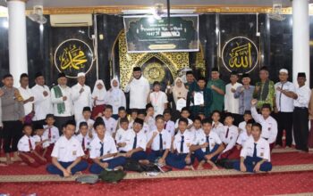 Wako Fadly Amran buka secara resmi pelaksanaan Pesantren Ramadan se-Kota Padang. (dok. istimewa)