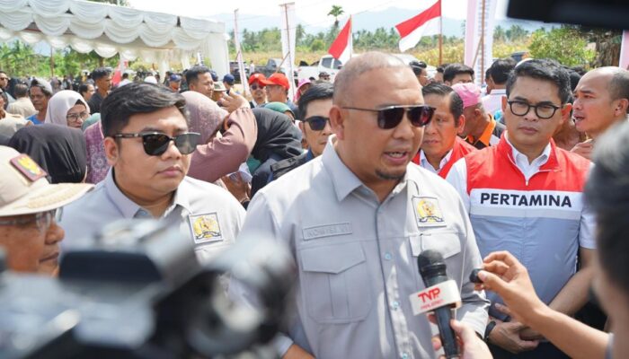 Andre Rosiade Apresiasi Dony Oskaria, Danantara Bangun Ratusan Huntara Korban Bencana di Sumbar