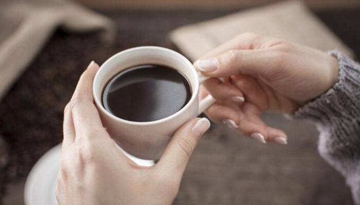 Dokter: Minum Kopi saat Sahur Bisa Picu Dehidrasi Selama Puasa