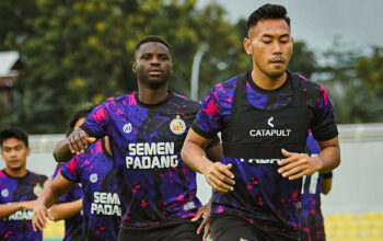 Latihan pemain Semen Padang FC jelang laga melawan PSM. (dok. istimewa)