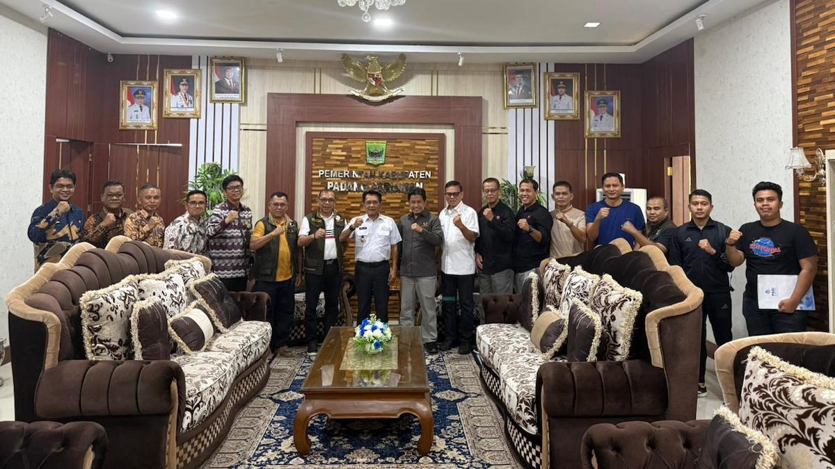 Pertemuan pengurus KONI Sumbar dengan Bupati Padang Pariaman. (dok. istimewa)